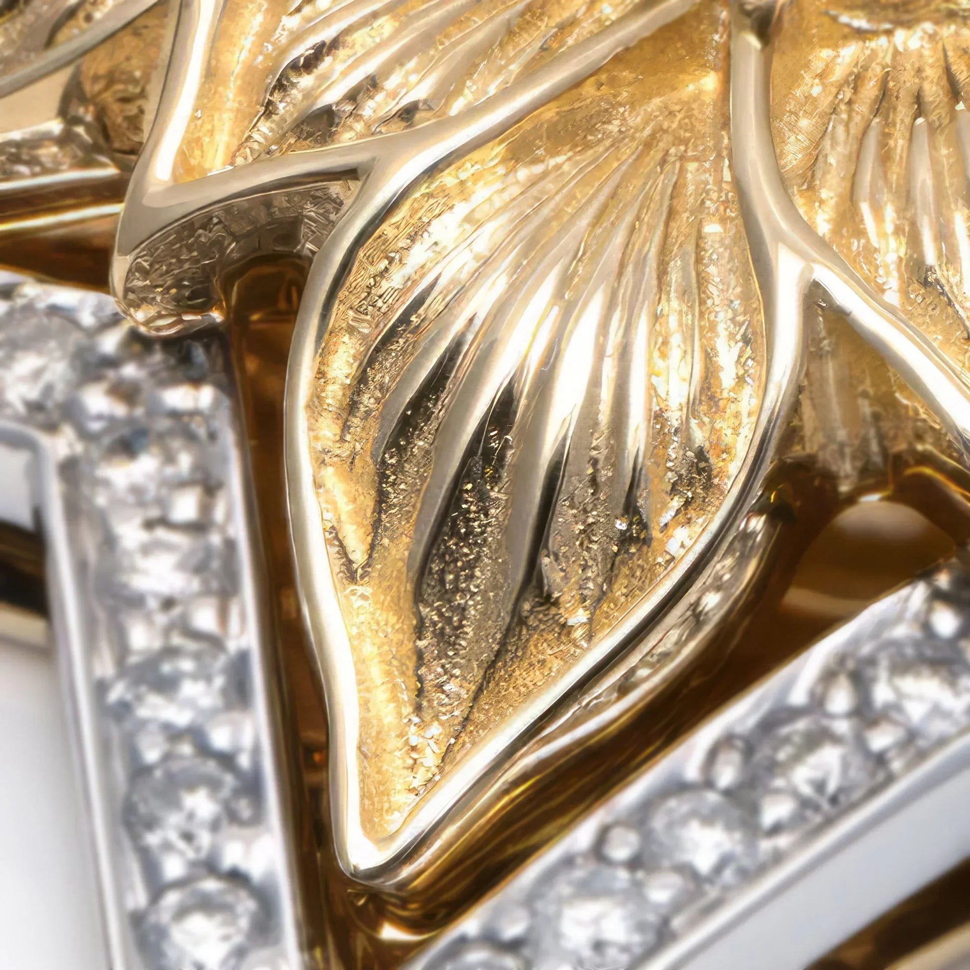 Star of David Gold Pendant with Engraved Petals and Diamonds (close-up)